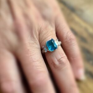 Beautiful Blue Emerald Cut Gemstone Ring! Size 7